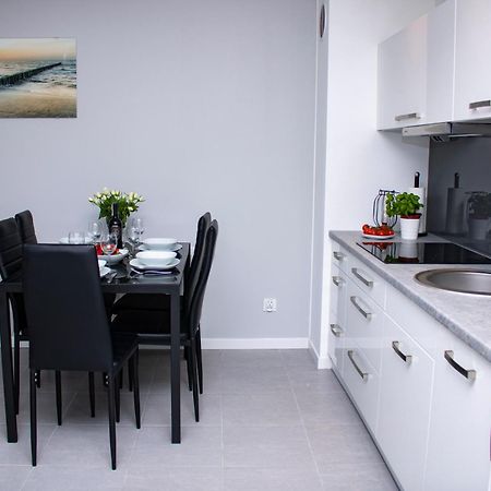 Apartament Z Ogrodkiem Trzesacz Luaran gambar