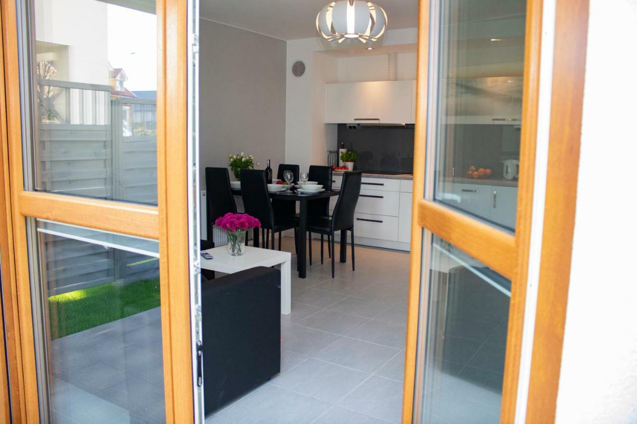 Apartament Z Ogrodkiem Trzesacz Luaran gambar