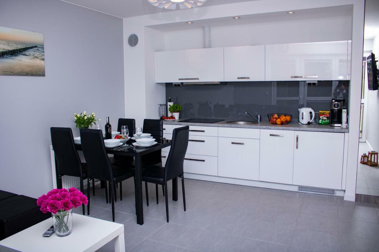 Apartament Z Ogrodkiem Trzesacz Luaran gambar